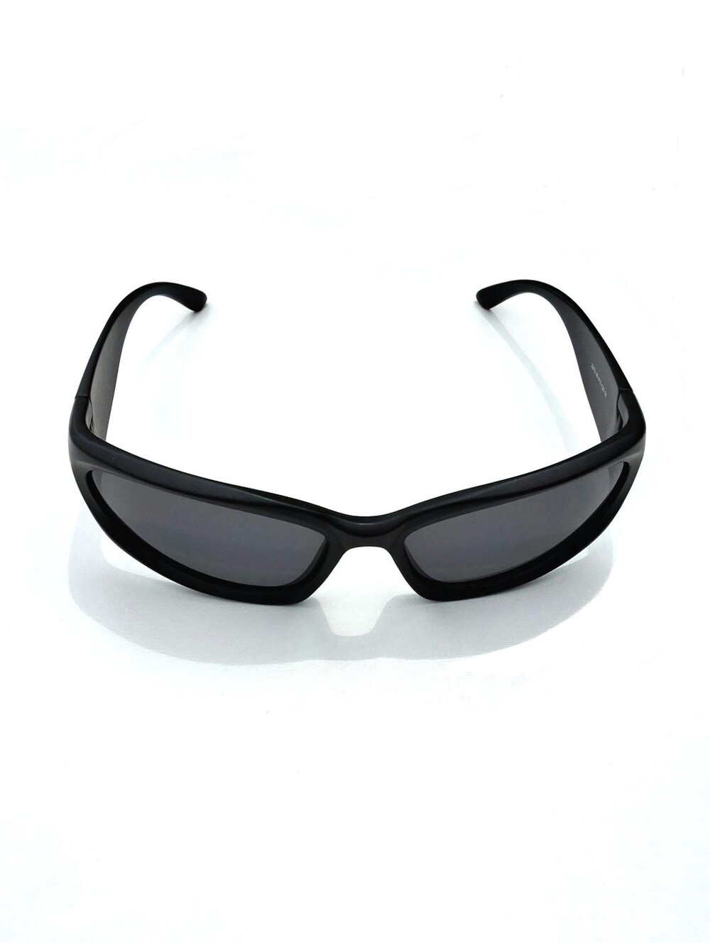 Y2K-Style Futuristic Wrap-Around Sunglasses - Black